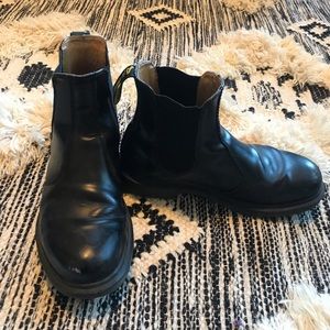 Slip on Chelsea boots